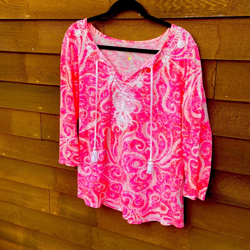 Lilly Pulitzer top GUC size large holly pink pout